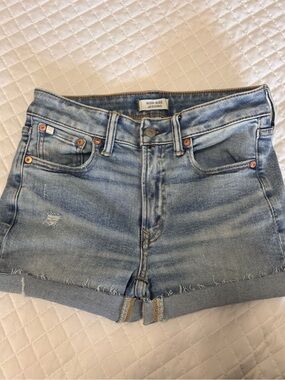 American Eagle 4 High-Rise Light Blue Denim Shorts